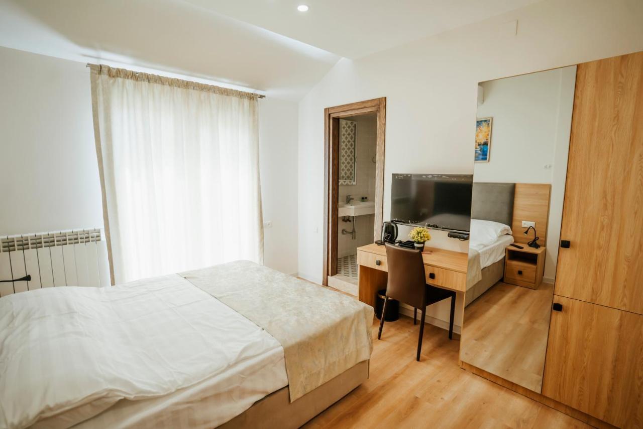 West Apart Hotel Batum Dış mekan fotoğraf