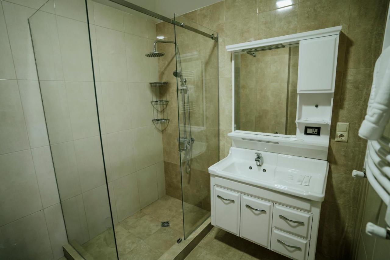 West Apart Hotel Batum Dış mekan fotoğraf