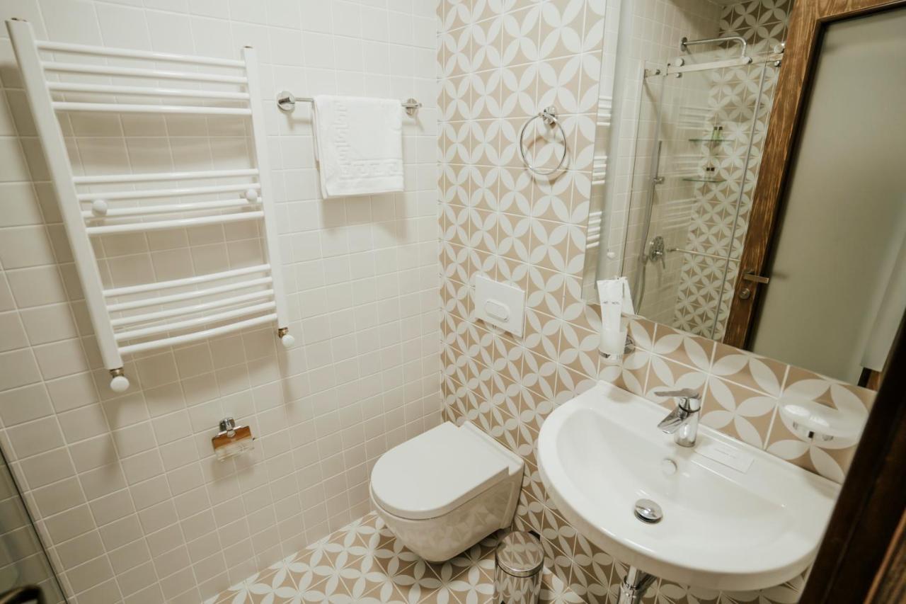 West Apart Hotel Batum Dış mekan fotoğraf
