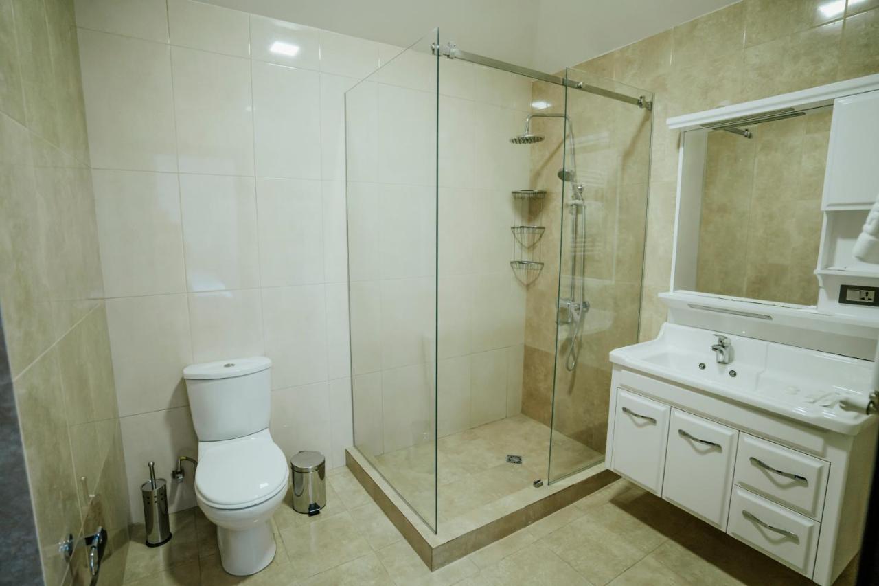 West Apart Hotel Batum Dış mekan fotoğraf