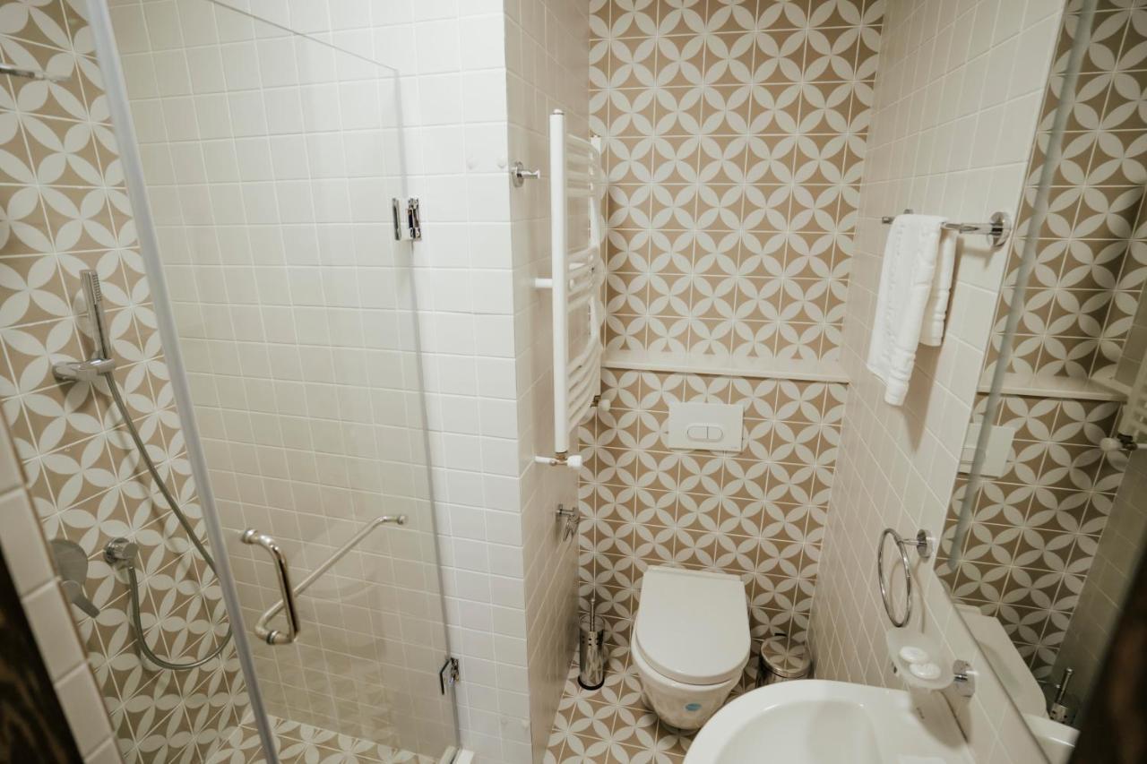 West Apart Hotel Batum Dış mekan fotoğraf