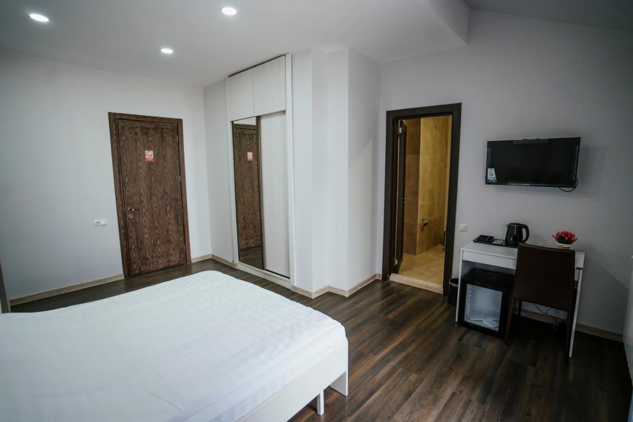 West Apart Hotel Batum Dış mekan fotoğraf