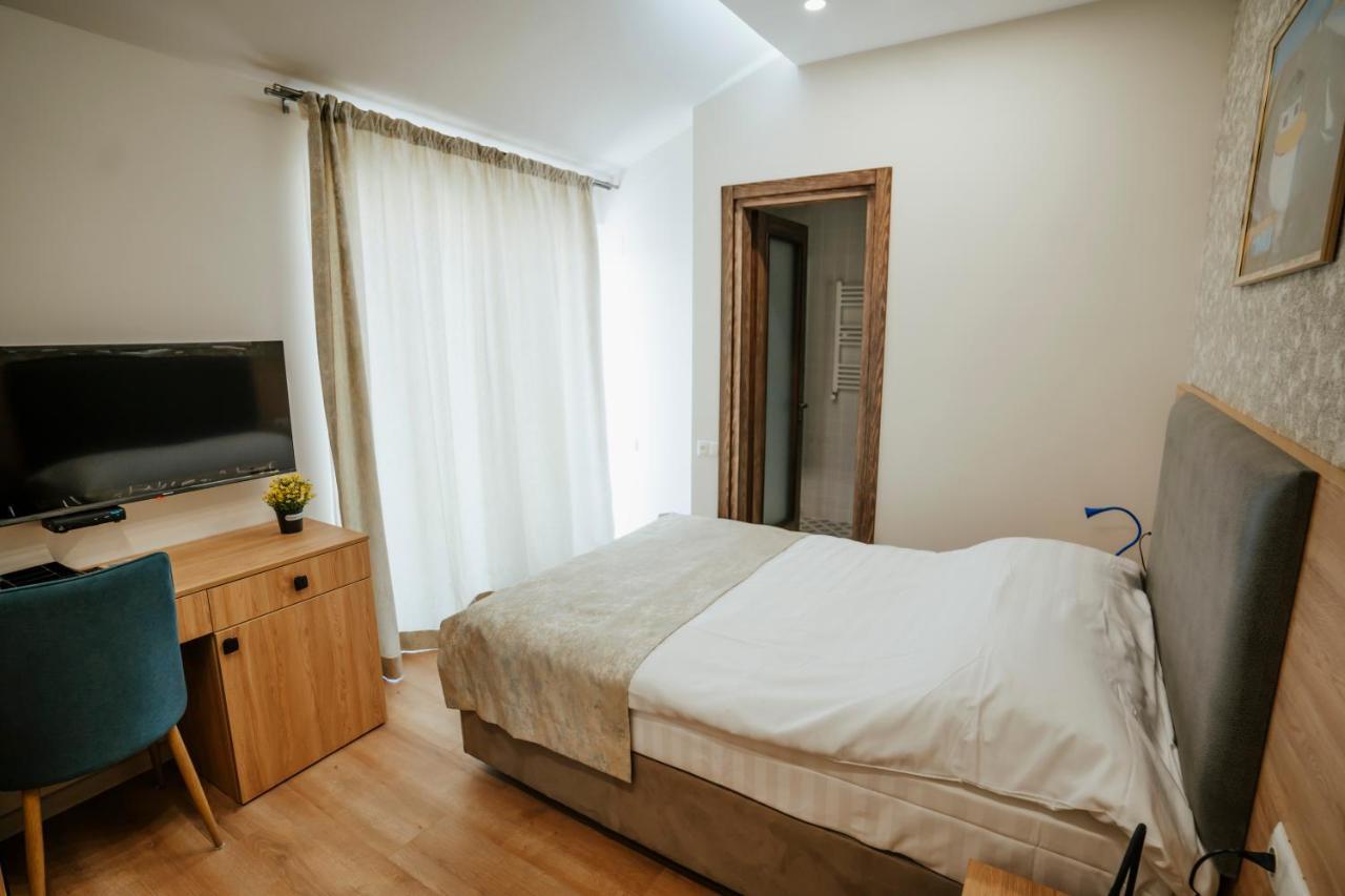 West Apart Hotel Batum Dış mekan fotoğraf