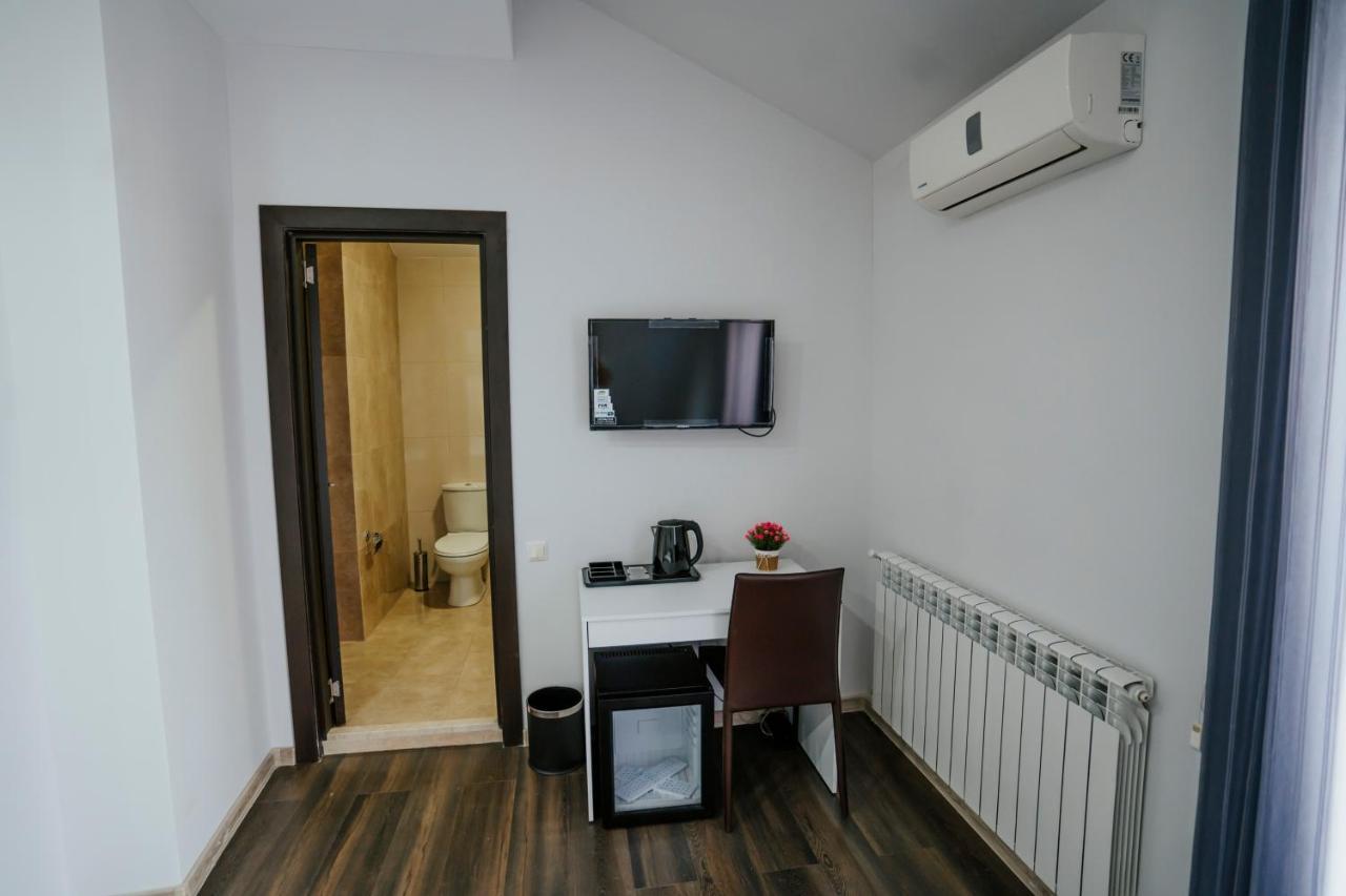 West Apart Hotel Batum Dış mekan fotoğraf