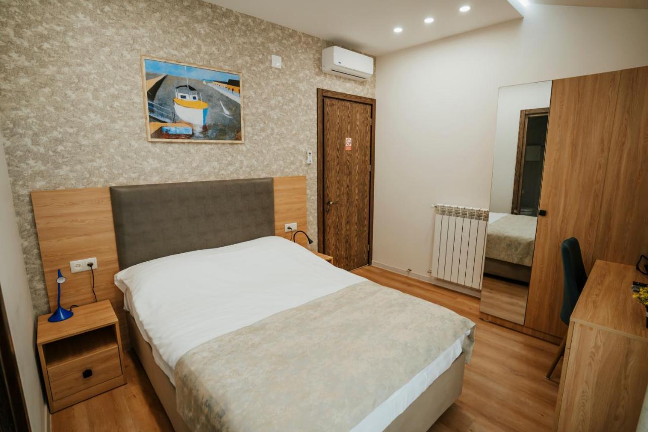 West Apart Hotel Batum Dış mekan fotoğraf