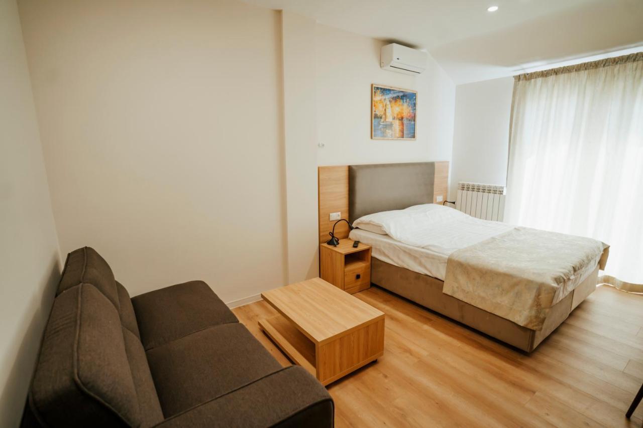West Apart Hotel Batum Dış mekan fotoğraf
